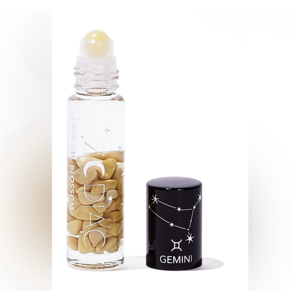 Zodiac Lip Gloss Buyers Choice - Picture 10 of 16